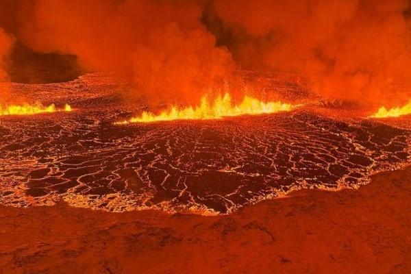Aktueller Vulkanausbruch auf der Reykjanes-Halbinsel: Ereignisse und Folgen
